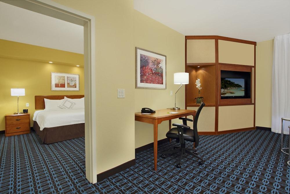 Hotel & By Marriott Napa Valley Area 3*