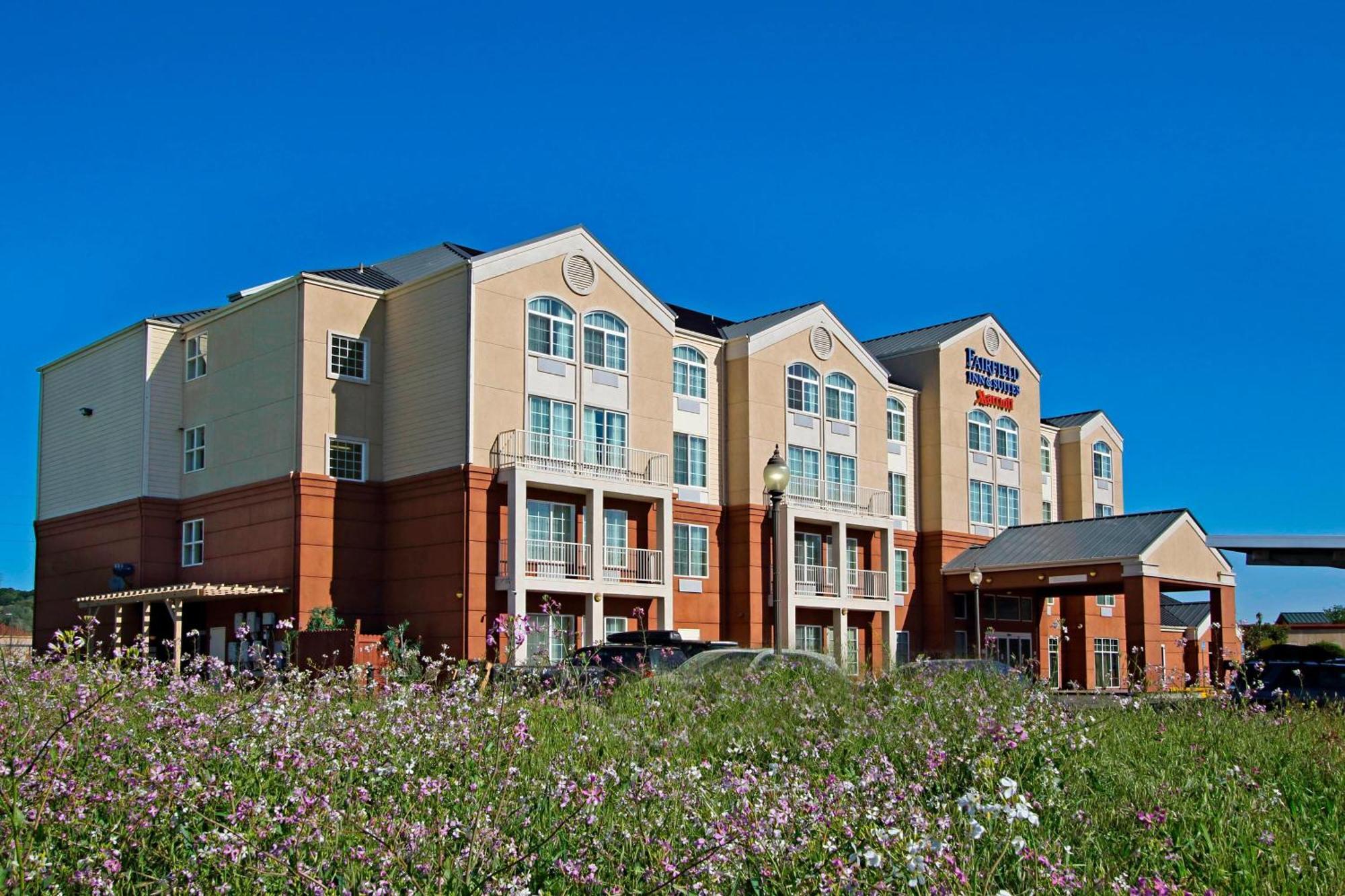 Hotel & By Marriott Napa Valley Area Fairfield