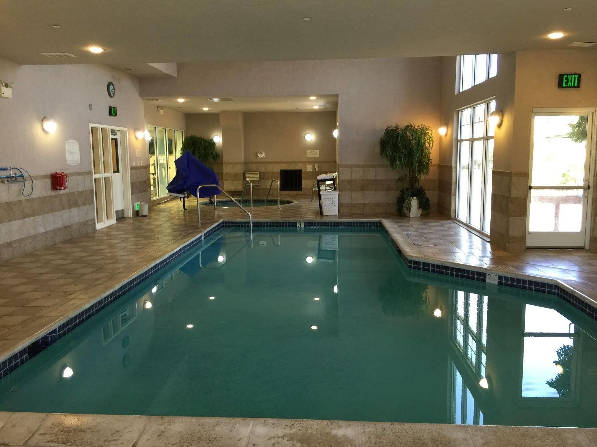 & By Marriott Napa Valley Area Hotel 3*
